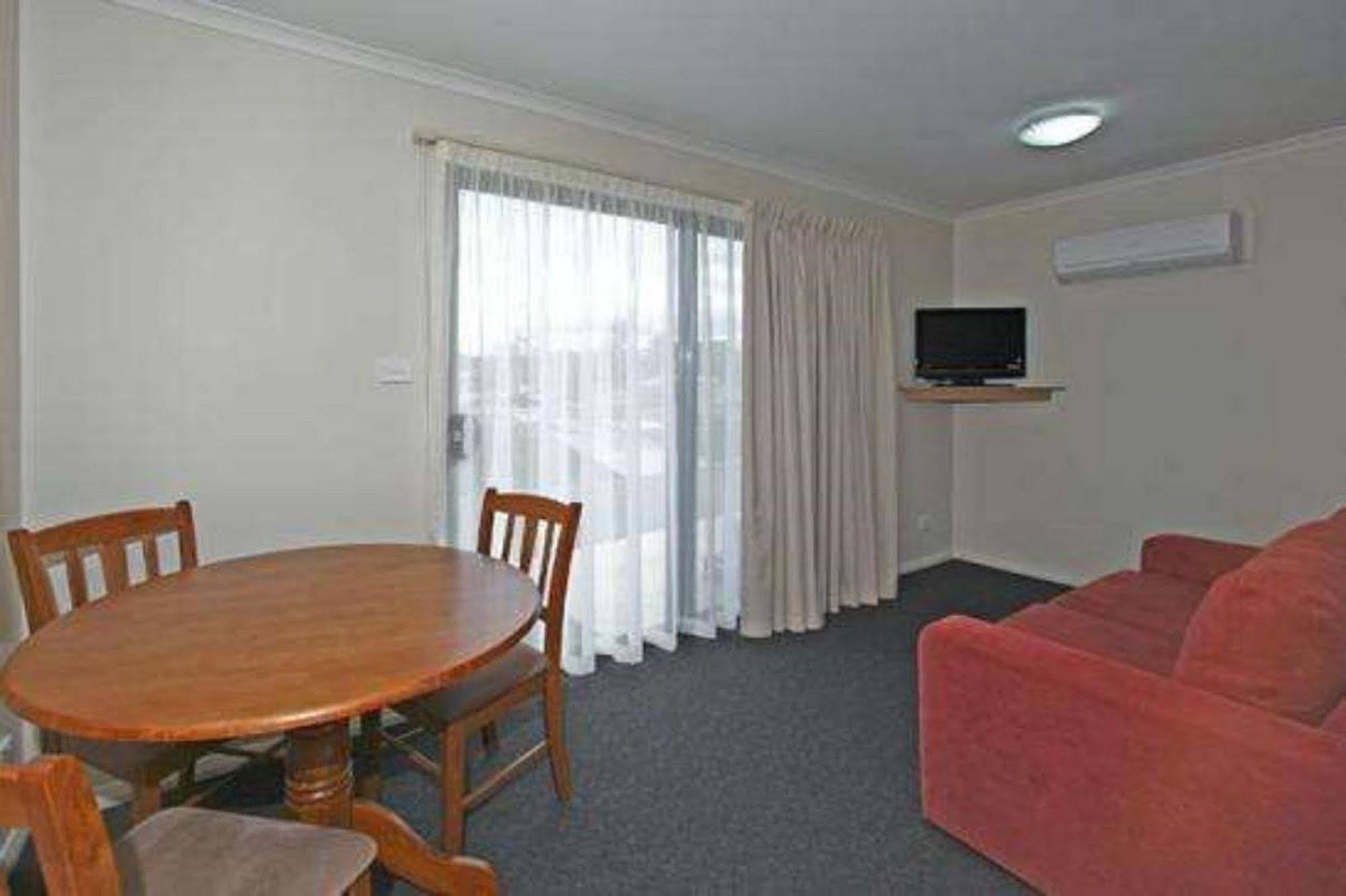 מלון קיימברידג' Big4 Hobart Airport Tourist Park מראה חיצוני תמונה